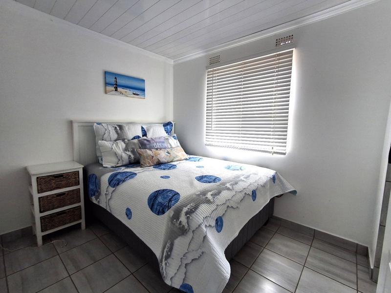 2 Bedroom Property for Sale in Duyker Eiland Western Cape